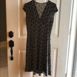 Van Heusen: Black & White Dress-SZ 8